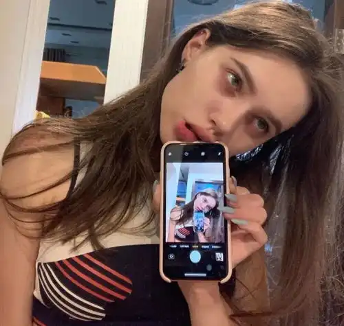 快叫上朋友来换微信头像啊