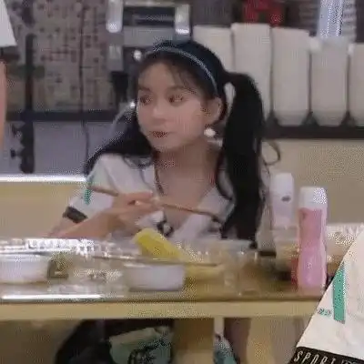 有跟我一样本来不喜欢糕糕,后来被吸粉的吗