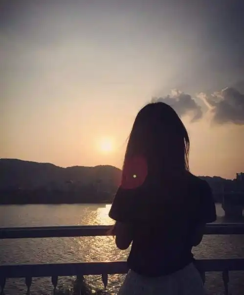 离婚后,我娶了外面的女人,往后的日子都是用熬的