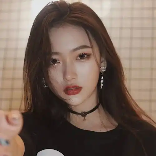 女生头像ins风酷酷的女生头像