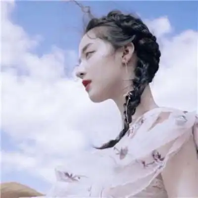 成熟优雅女生图片头像唐