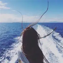 大海背影女头像伤感