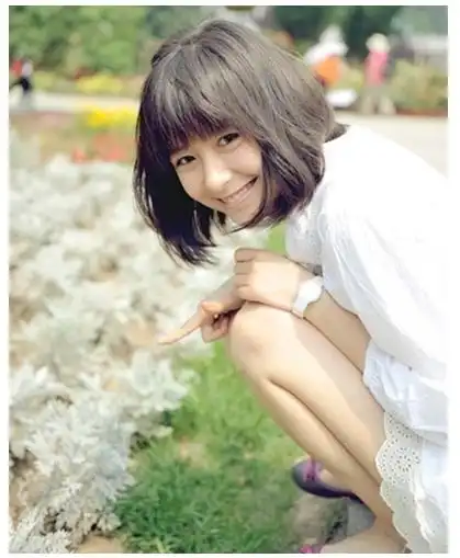 短头发什么样的发型好看图片