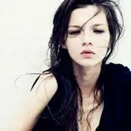 玩逍遥游黑白女生诱惑qq欧美头像