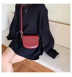上新质感小包包女包新款2019秋冬时尚斜挎包女百搭ins大气单肩包