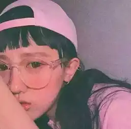 头像心酸像酒,说完了故事就开始上头