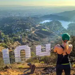 美女子毅然辞职环游世界成职业旅行达人