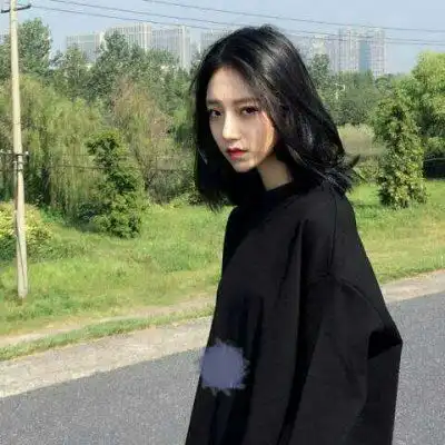 小姐姐qq头像暗黑丧系真人头像女生漂亮的
