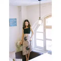 淘宝上好看到爆的女装类目店铺附商品推荐