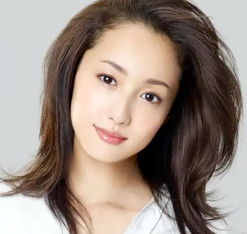 被誉为日本第一美人,却自甘堕落被爆援交丈夫同房一次50万