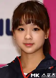 韩国最美萝莉出席活动吐舌卖萌可爱至极