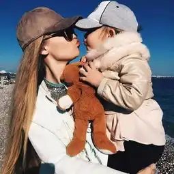 妈妈给女儿拍了这样一组果照,天哪直接秒杀朋友圈的晒娃照