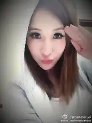 微博自拍卖萌女星萧亚轩