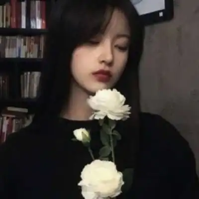 高冷女头侧脸真人2020好看较火的高冷长发气质女头