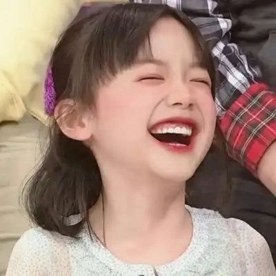 可爱小女孩头像大眼睛文