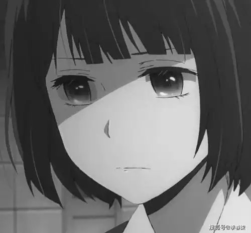 头像伤感女生哭泣图片qq