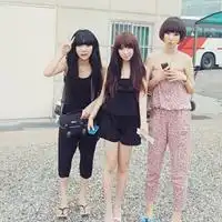 谁有清纯唯美女生头像...要举例哦