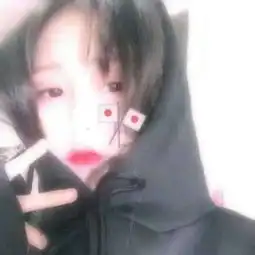 可爱短发女生头像