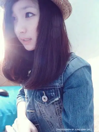 带伤的头像女qq情侣头像