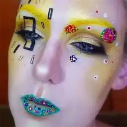 这位化妆师,向你打开了另一扇彩妆大门