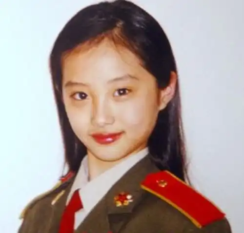 当年因丑女无敌走红的林无敌,曾被张艺谋赶出剧组,后来如何