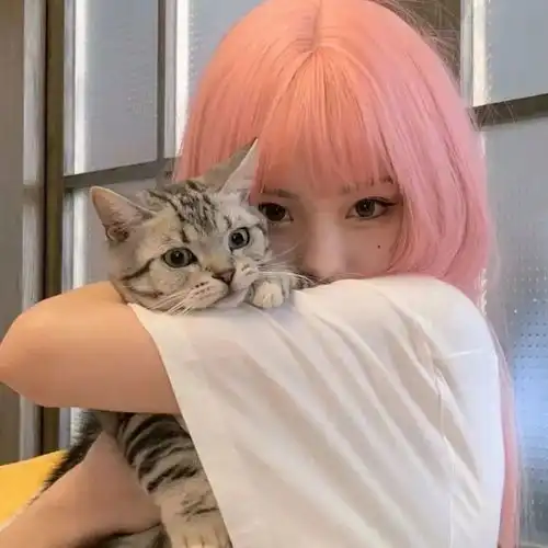 0323个性女头啊只有未遂的爱才会浪漫