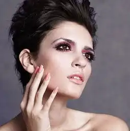 老一辈人说耳朵长这样的,虽背井离乡,却易成老板