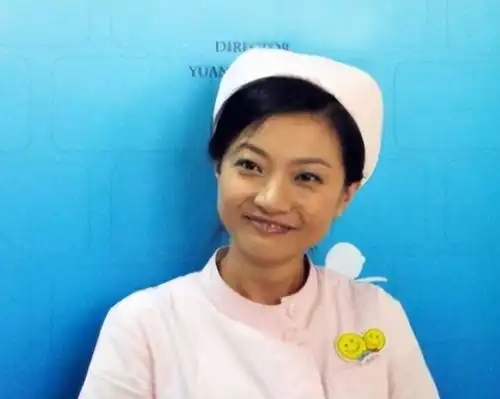 被郭德纲无心之举毁掉名声后,45岁姜昆之女姜珊,现状却令人意外