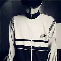 qq头像学生男生校服控,穿校服的男生图片帅气