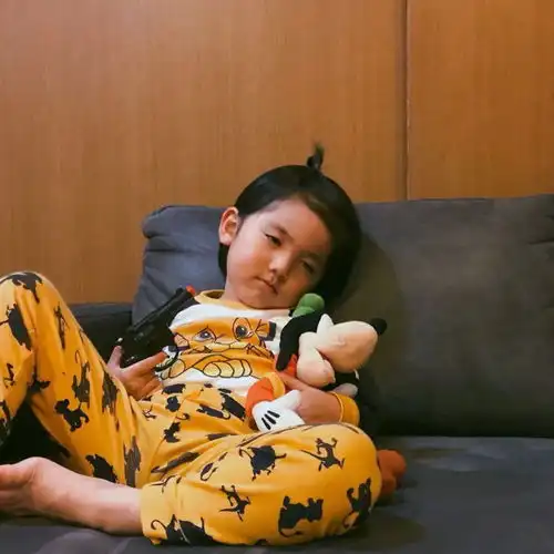 是有多可爱日本大眼睛网红小男孩被认成是小女孩
