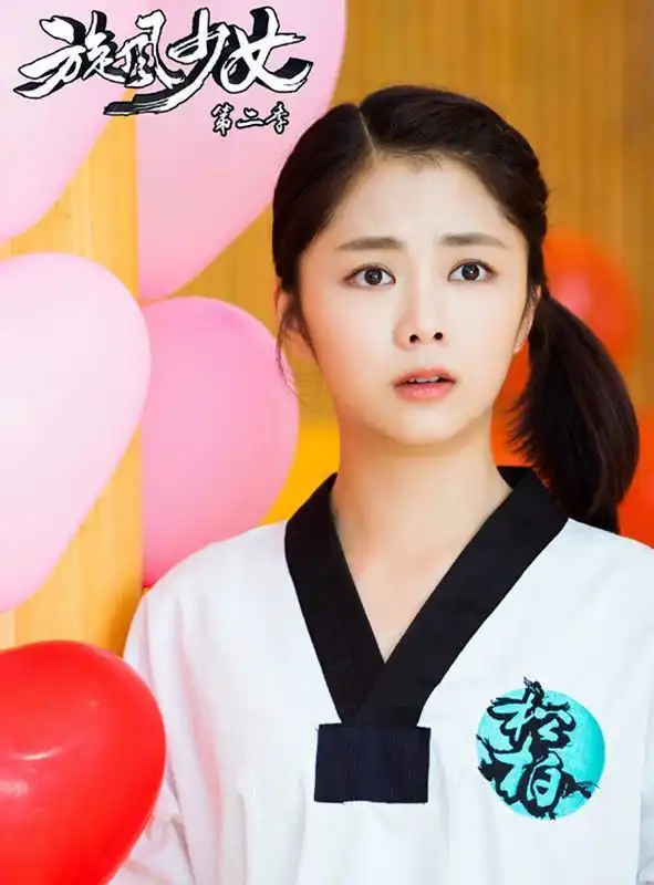 吴磊谭松韵旋风少女恋情升级,迎风夫妻欢乐多