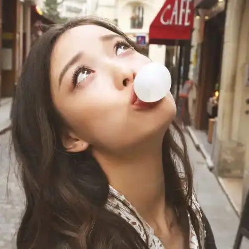 黑色高清女头像倪妮