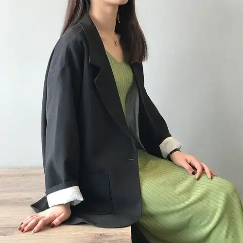 施悦名黑色小西装外套女2019新款韩版休闲宽松西服