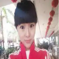 自拍头像女带墨镜微信头像图片大全