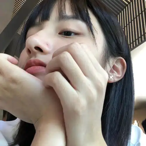 这种阳台悬挑出去那么多,真是艺高人胆大