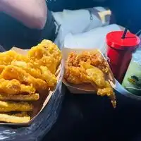 听说火爆了的炸鸡翅店...跟着吃货一起吃的此刻十六番
