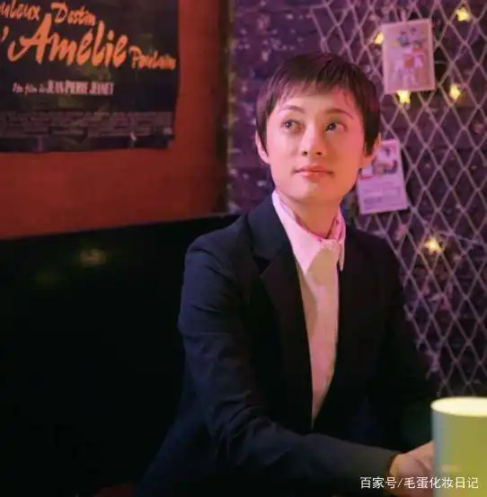 孙俪自创的冻龄秘诀,每天15分钟腰细腿长,连刘嘉玲都在学