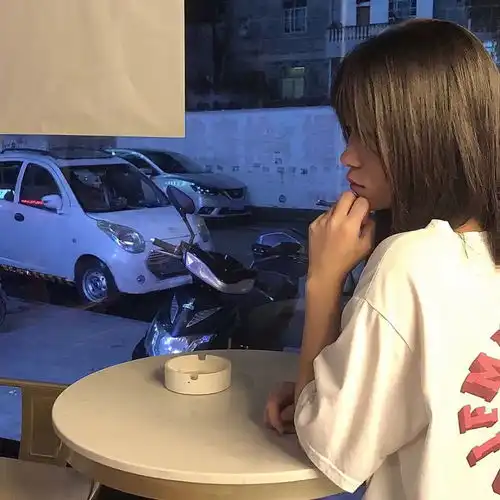 优质女头为什么奶茶要点两份