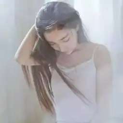 女生头像甜美清纯可爱背