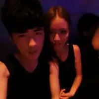 萌小希和阿树情侣头像或许他已成为你骄傲的资本