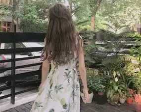 好听的个性签名女生小清新大全南风轻轻起好巧遇见你