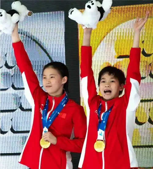 水花消失术再现全红婵陈芋汐夺金