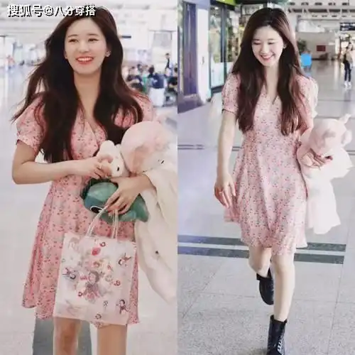 钟楚曦青春感满分穿蓝白色碎花裙拍时尚大片,秒变初恋女友模样