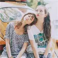 微信女生小清新闺蜜头像卡狮子座