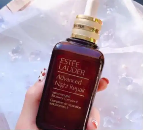 30岁女人用什么精华液好这5款保湿滋润抗初老,适合熟龄肌