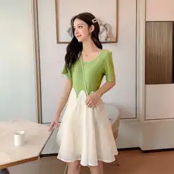 一件代发女装牛油果绿拼接假两件连衣裙女露背显瘦2019新款