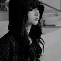 谁有伤感凄美的女生头像个签网名一套谢谢