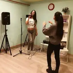ins最性感蜜桃臀,每张照片点赞过万