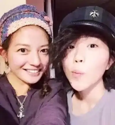 窦靖童vs周迅什么样的姑娘,能拥有比自己大23岁的闺蜜