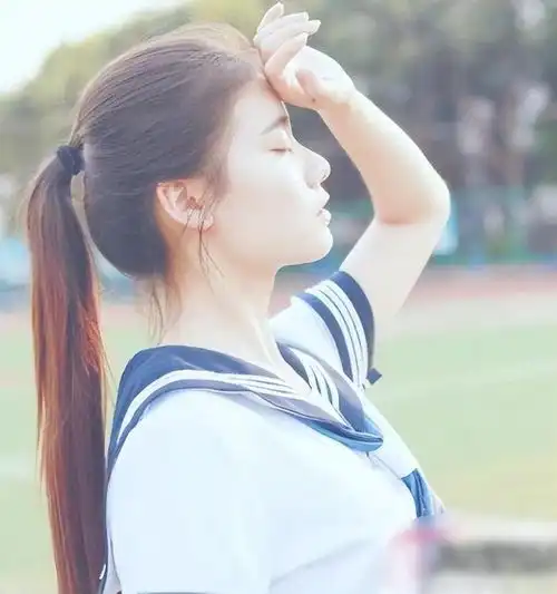 女生可爱头像.清新马尾